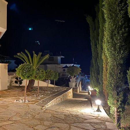 V-Delmar Hotell Vráchos Exteriör bild